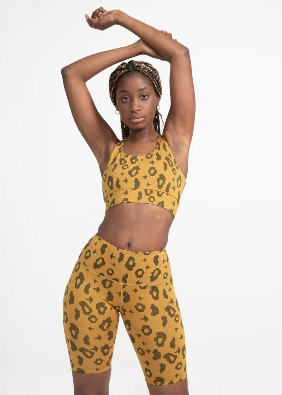 boochen eco-friendly bike shorts in yellow leopard, sustainable fashion, sustainable leggings, shorts, nachhaltige shorts im gelb Leopard