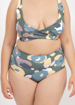 Noja Bottom in Green Wildflower / Daisy - bikini bottom