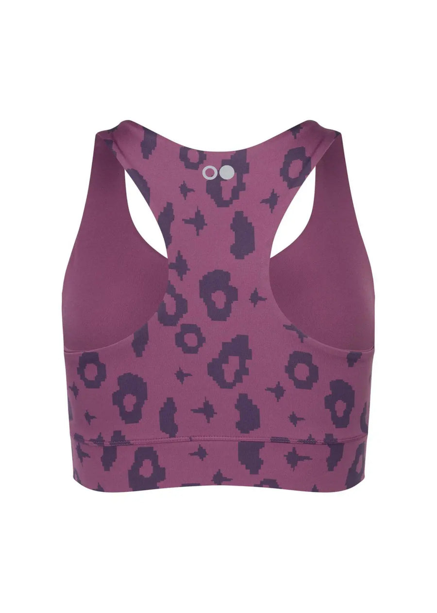 boochen eco-friendly sportsbra, yoga top, sportsbh, sustainable activewear, sustainable sportstop, nachhaltige sportsbh in lila leopard print