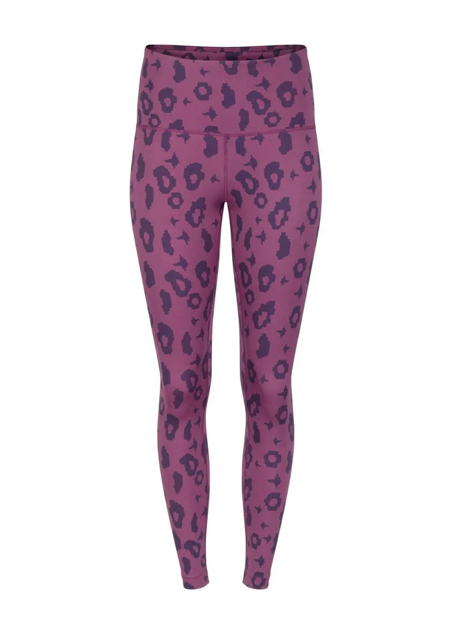 boochen eco-friendly leggings in lila leopard, sustainable fashion, sustainable leggings, yoga, nachhaltige leggings im liliac Leopard